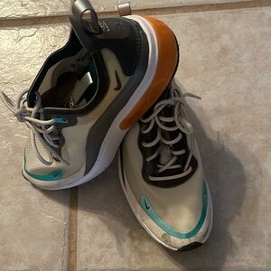 New Nike Air Max Dia size 6.5
